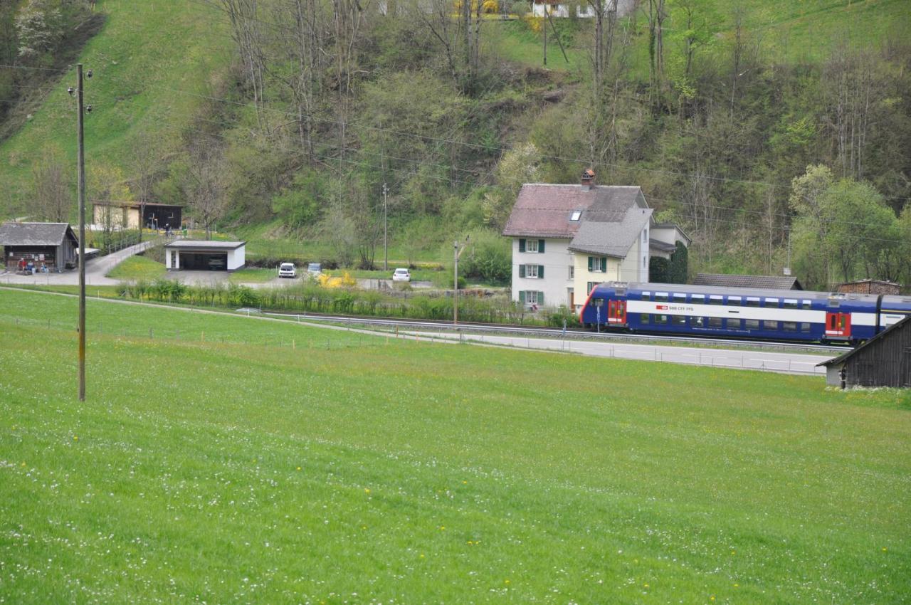 Ferienwohnungen Alter Raaben Rüti Exterior foto