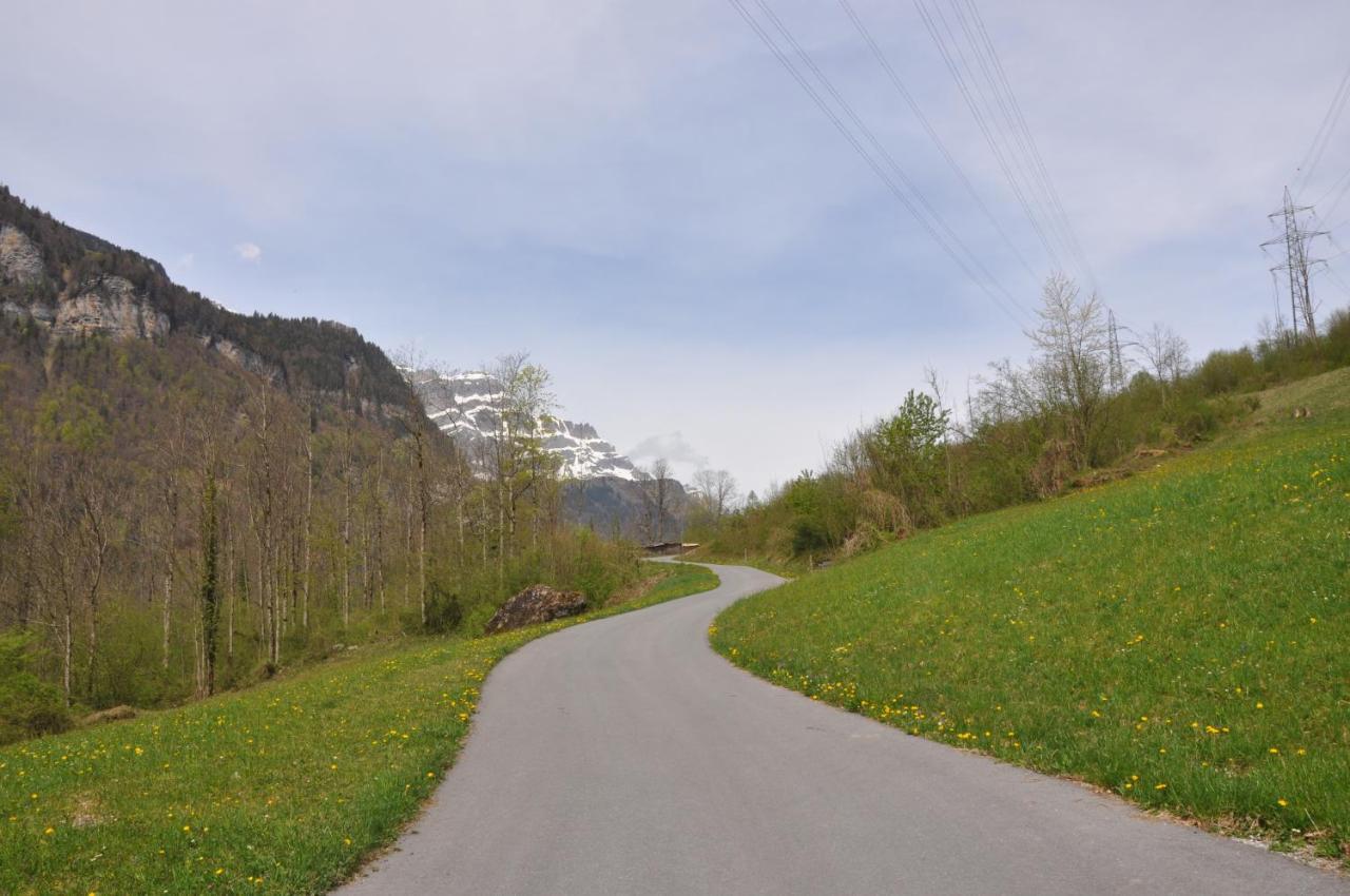 Ferienwohnungen Alter Raaben Rüti Exterior foto