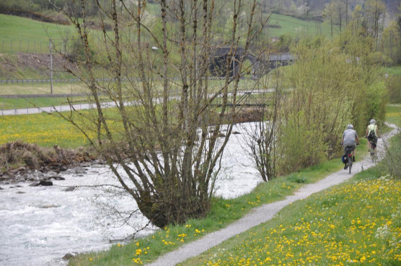 Ferienwohnungen Alter Raaben Rüti Exterior foto